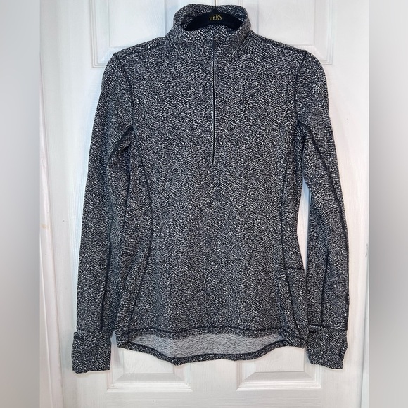 Lululemon Extra Mile 1/2 Zip Reflective Heathered Black pullover, Size 6 - Picture 1 of 8